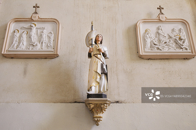 法国佩雷村的圣克里斯托弗教堂图片素材