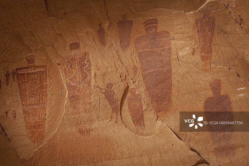 古代生活，岩石艺术，象形文字和岩画，画廊，马蹄峡谷，峡谷地国家公园，犹他州，美国图片素材