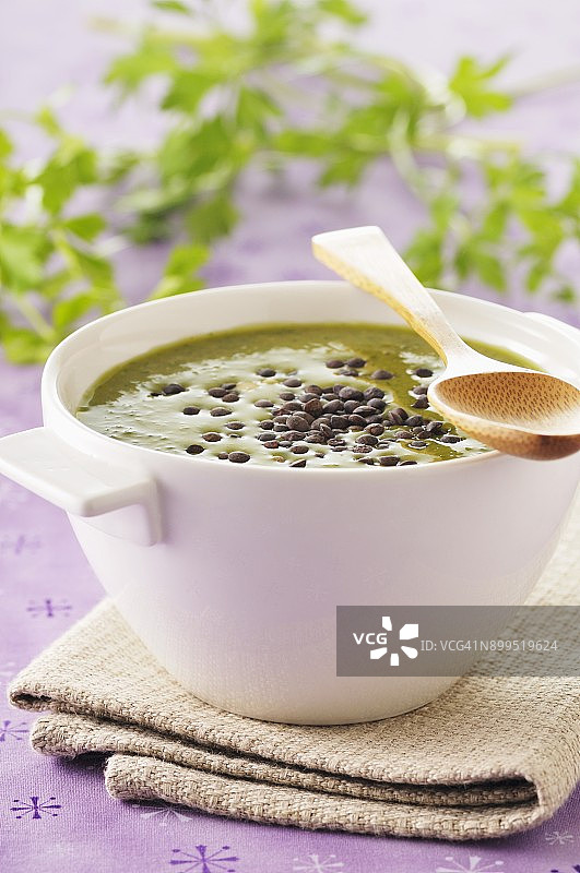 扁豆菠菜汤图片素材