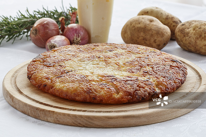 Frico及其配料图片素材