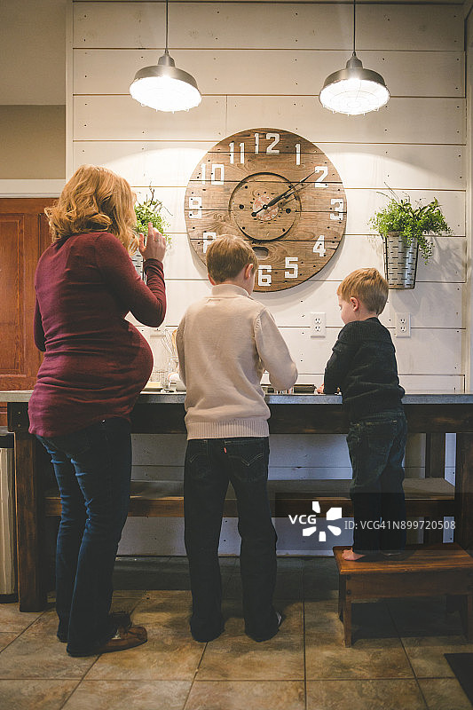 家庭的时刻图片素材