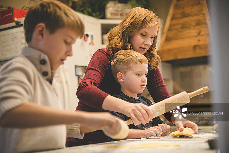 家庭的时刻图片素材