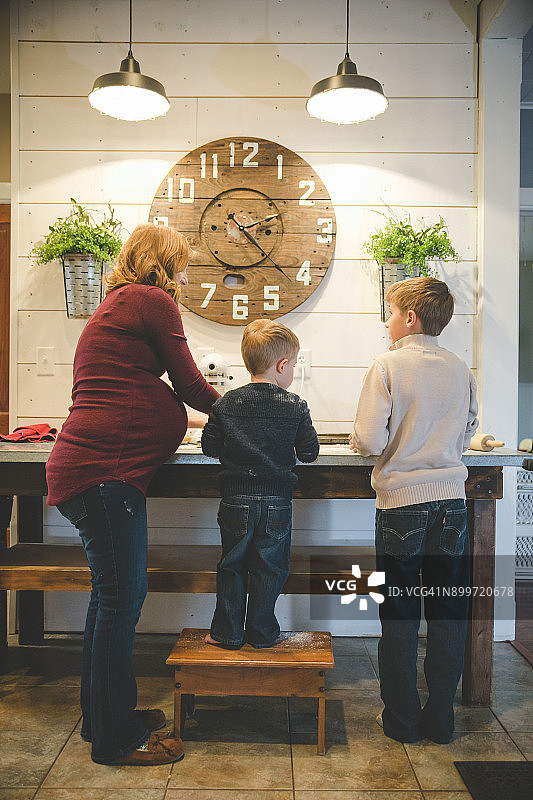 家庭的时刻图片素材