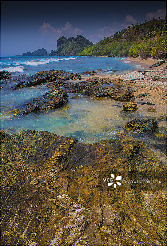 南太平洋新喀里多尼亚东北部延根地区的海岸风光图片素材