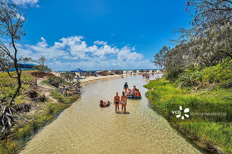 弗雷泽岛，世界最大的沙岛，昆士兰，澳大利亚图片素材