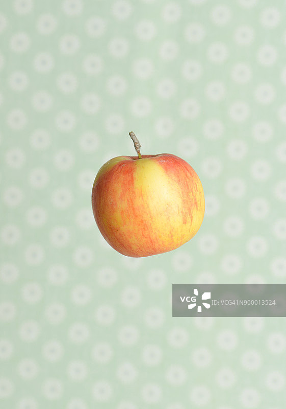 飞行苹果图片素材