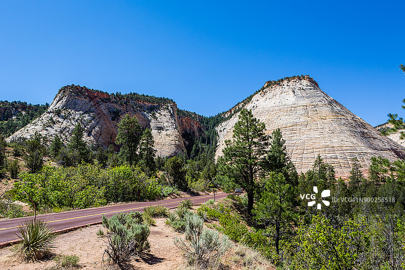 锡安国家公园棋盘山图片素材