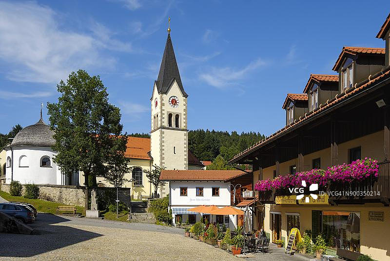 德国巴伐利亚森林圣恩格尔马尔教区教堂图片素材