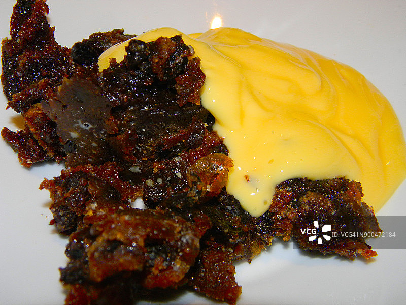 含奶油冻的圣诞布丁图片素材