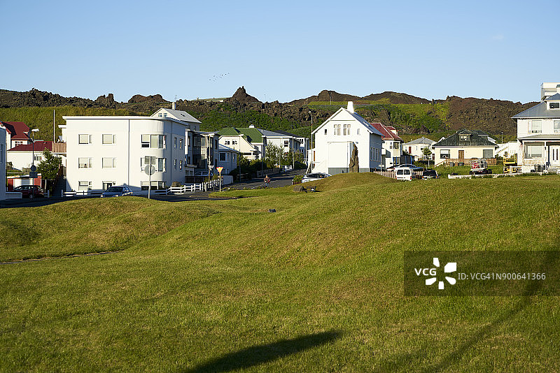 冰岛韦斯特曼纳群岛（赫马岛镇）的住宅区图片素材