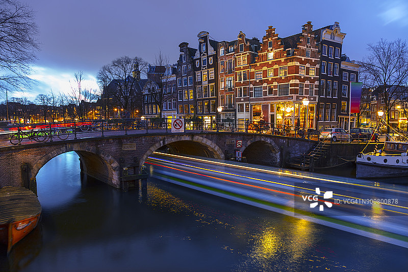 阿姆斯特丹静谧的运河风光图片素材