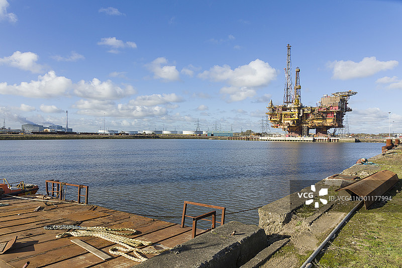 壳牌布伦特三角洲平台退役图片素材