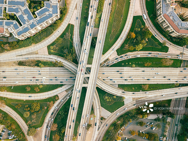 加利福尼亚州洛杉矶高速公路交叉口鸟瞰图片素材