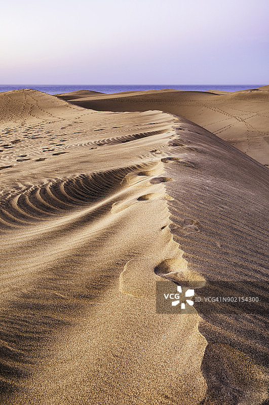 格兰卡纳利亚岛黎明时分的沙丘图片素材
