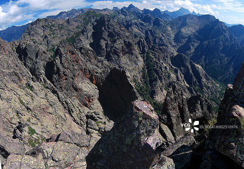 Gr20步道：深渊之上的美景图片素材