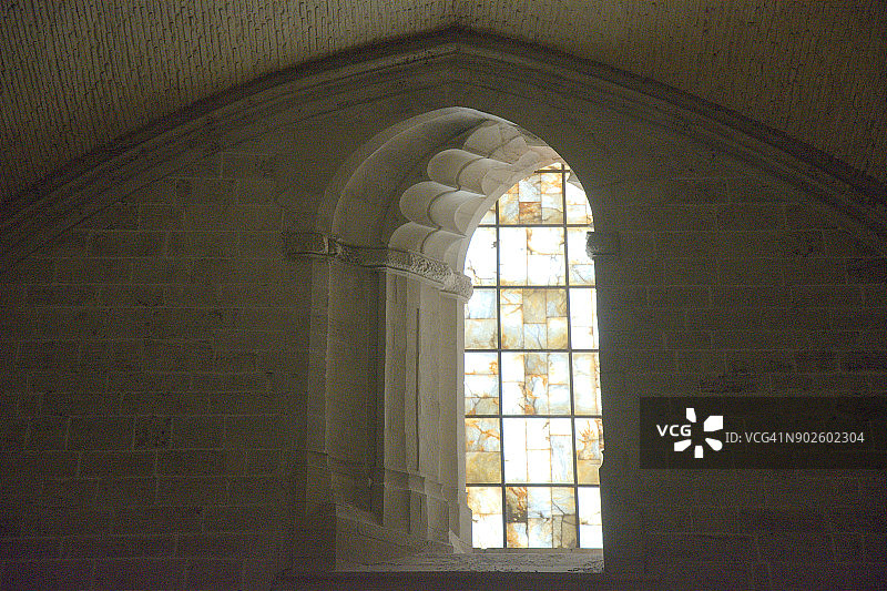 倾斜的窗户图片素材