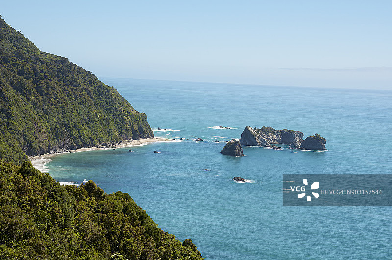 俯瞰塔斯曼海骑士角观景台海滩岩石图片素材