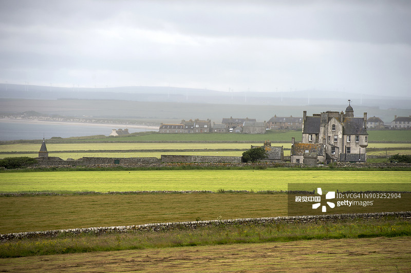 乡村景色与新城堡图片素材