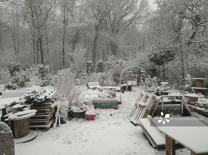 雪景花园图片素材