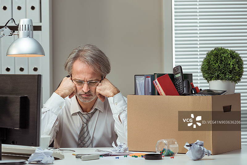 被解雇的商人图片素材