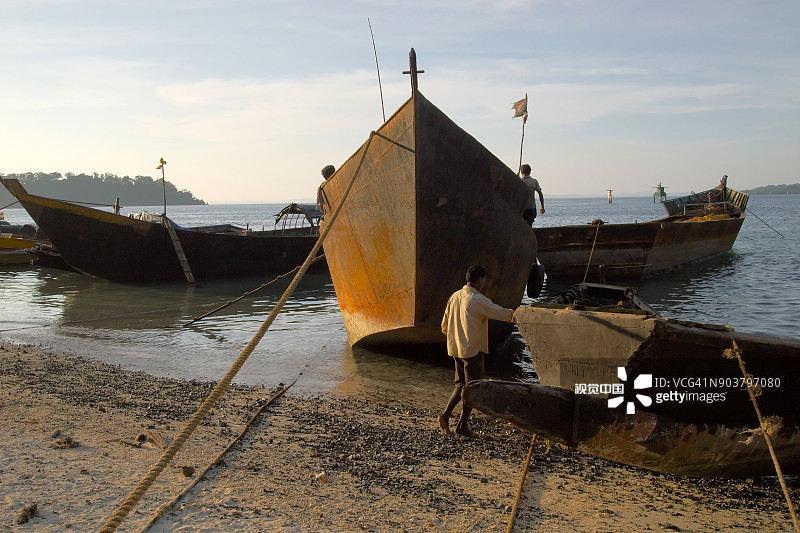 印度哈夫洛克岛北部的船舶港口区域图片素材