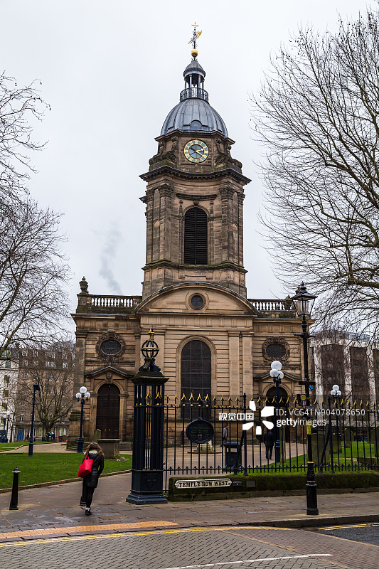 伯明翰大教堂竖版照片图片素材