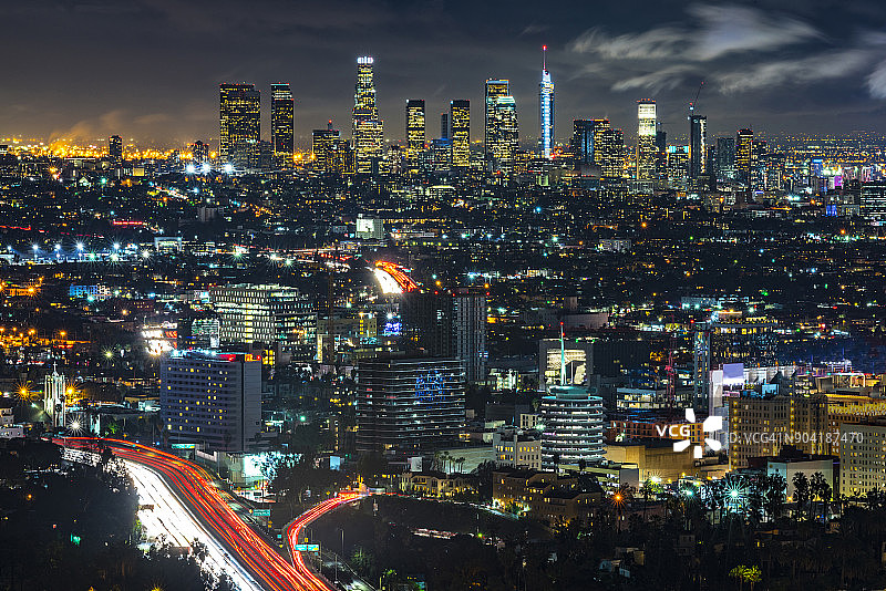 从好莱坞眺望洛杉矶夜景图片素材