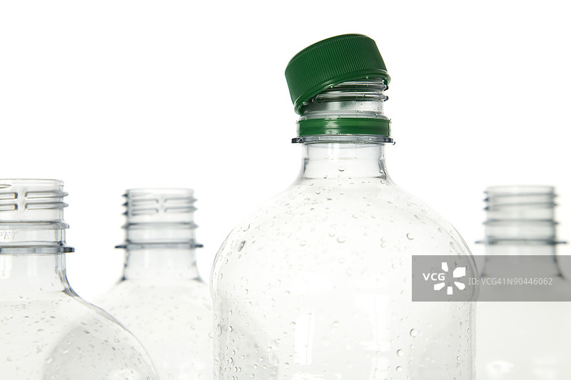 四个塑料瓶图片素材
