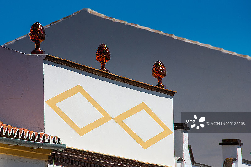 西班牙加的斯省白色村庄奥尔韦拉的露台细节图片素材