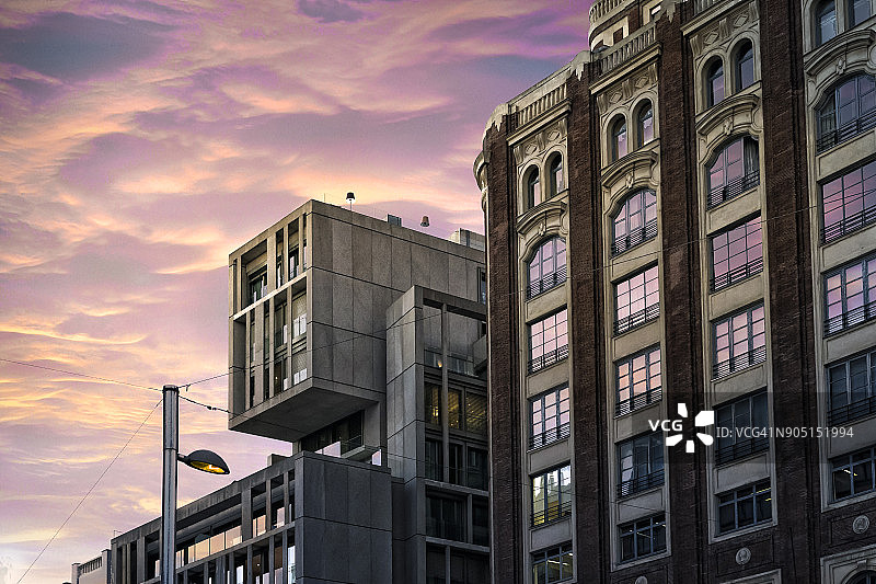 日落时分的格兰大道图片素材