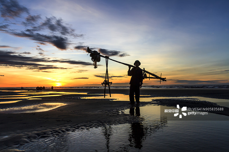 越南渔市渔网图片素材