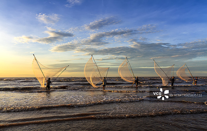 越南渔市渔网图片素材