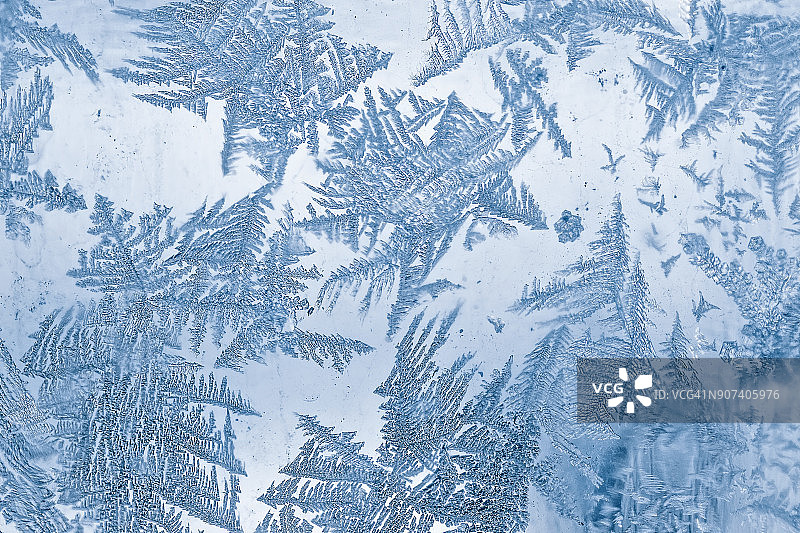 窗上霜蓝图案图片素材