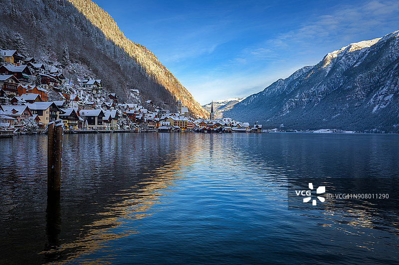 哈尔施塔特山村图片素材