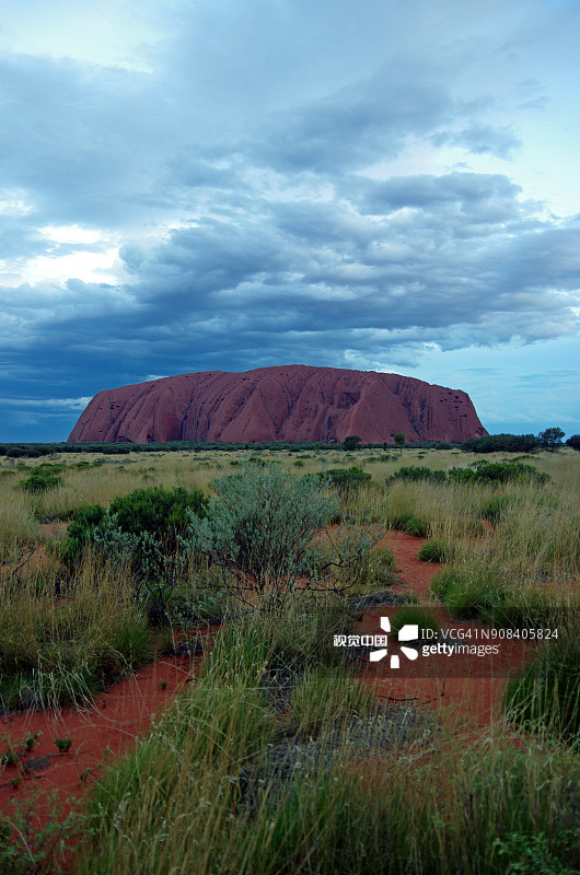 澳大利亚北领地乌鲁鲁卡塔丘塔国家公园的日落图片素材