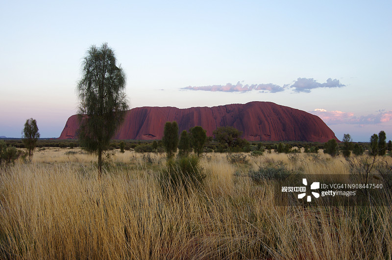 澳大利亚乌鲁鲁国家公园乌鲁鲁的日出图片素材