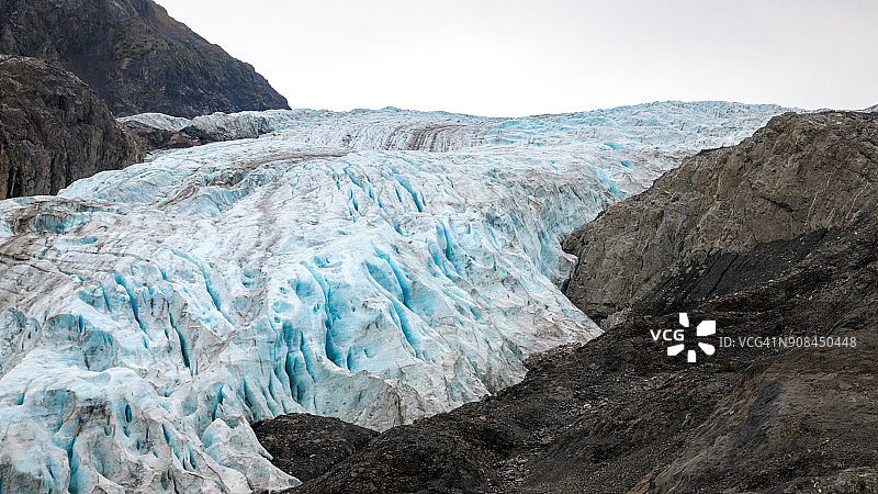 阿拉斯加州苏厄德附近的出口冰川特写图片素材
