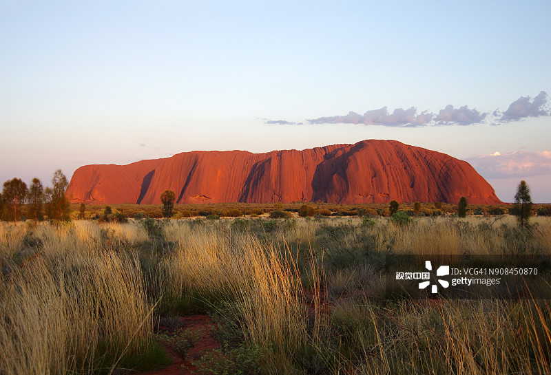 澳大利亚乌鲁鲁国家公园乌鲁鲁的日出图片素材