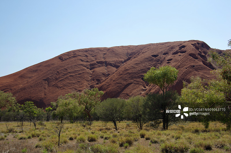 澳大利亚北领地乌鲁鲁卡塔丘塔国家公园的乌鲁鲁景观图片素材
