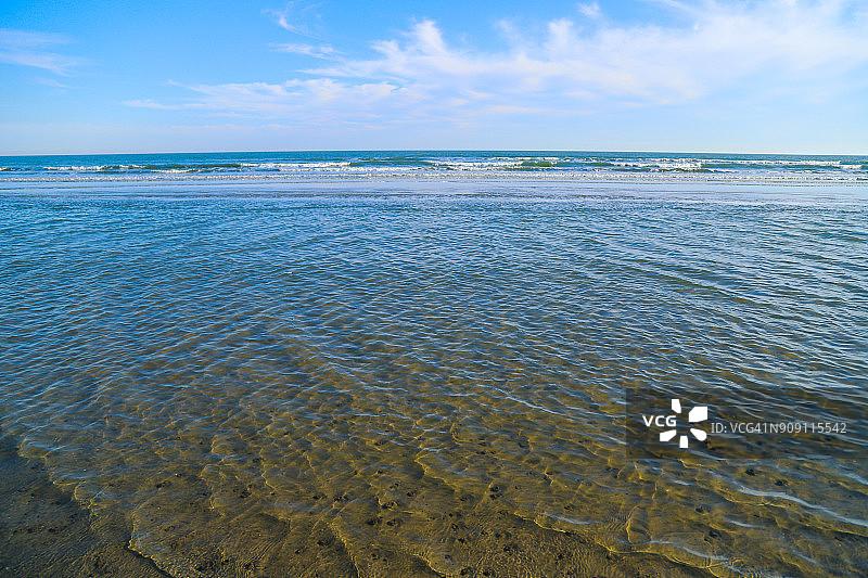 浅水水域图片素材