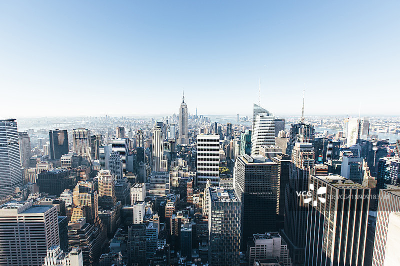 纽约市天际线的直升机航拍，美国纽约州图片素材