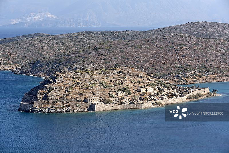 希腊克里特岛斯皮纳隆加岛和威尼斯堡垒概览图片素材