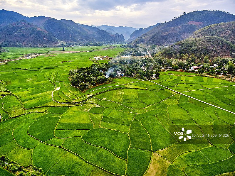 越南北部梅州风景山谷图片素材