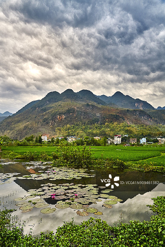 越南北部梅州风景山谷图片素材