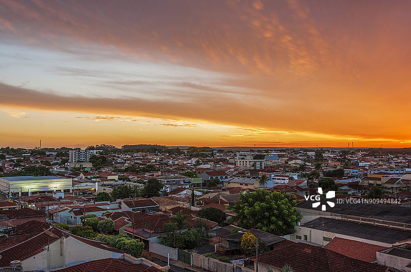 傍晚巴西圣保罗州塞尔唐济纽市的全景图片素材
