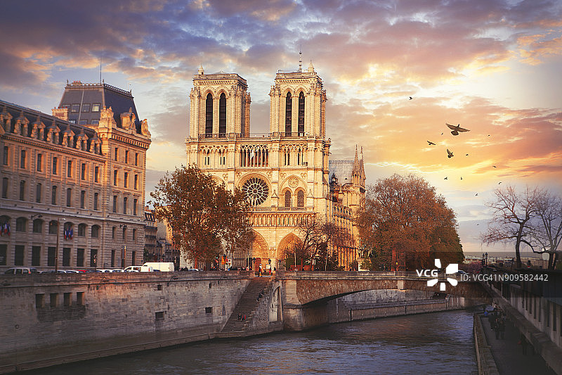 巴黎圣母院图片素材