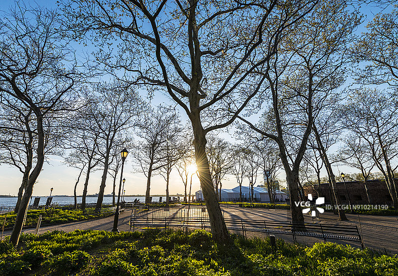 纽约炮台公园的日落图片素材