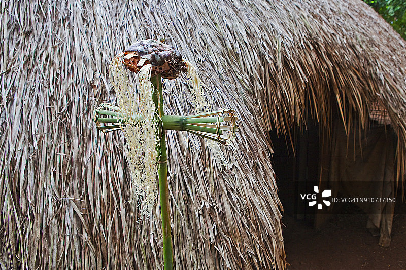 传统柬埔寨蒙多基里省的精灵雕像图片素材