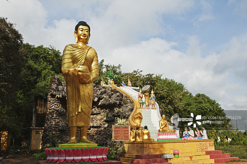 磅湛的Phnom Pros Phnom Srey寺庙图片素材
