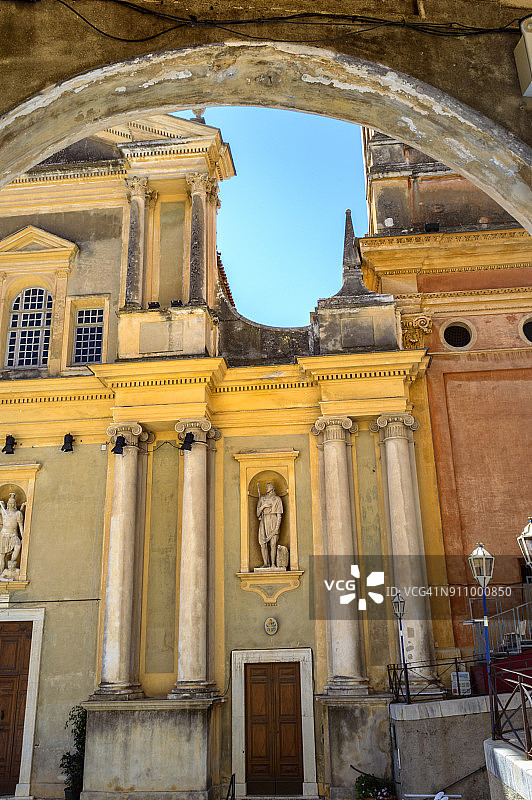 法国芒通圣米歇尔-阿尔克安热巴洛克式大教堂图片素材